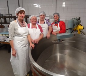 4 vrouwen-la Fromagerie des Tourelles- Erezée-Le Ciel et l aRoche