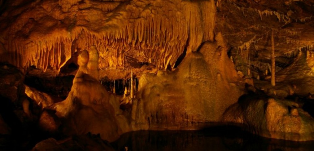 kalksteen-grotten van Hotton-le Ciel et La Roche